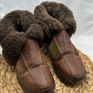 Sofft Brown Shearling Lined Boots